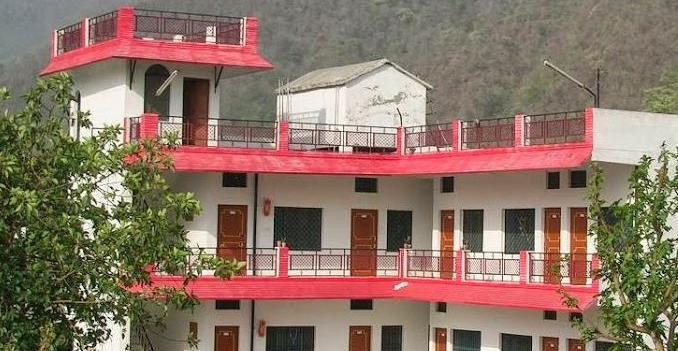 Ganga Sai Guest House - Tap to explore photos
