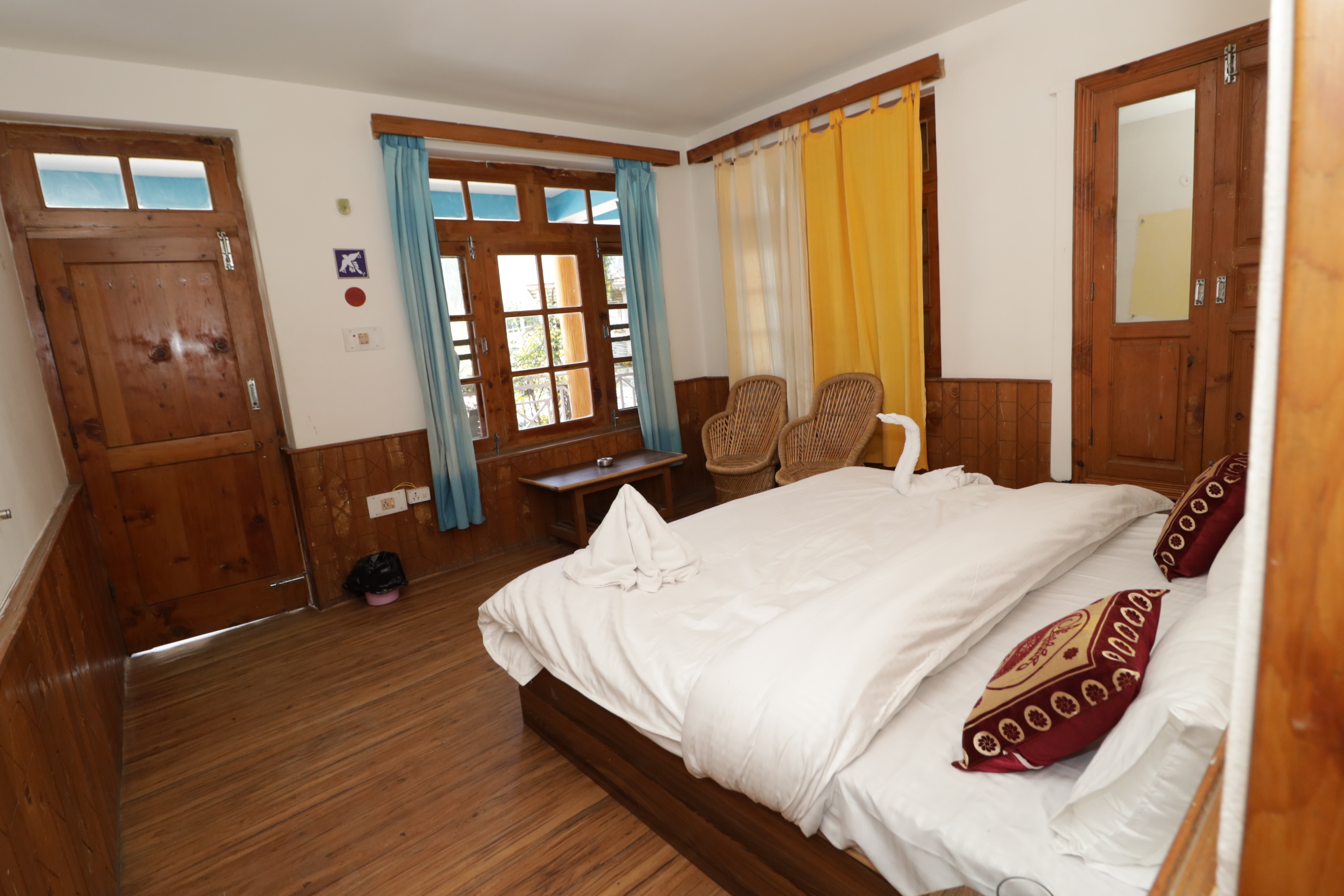 Raj Guest house - Tap to explore photos