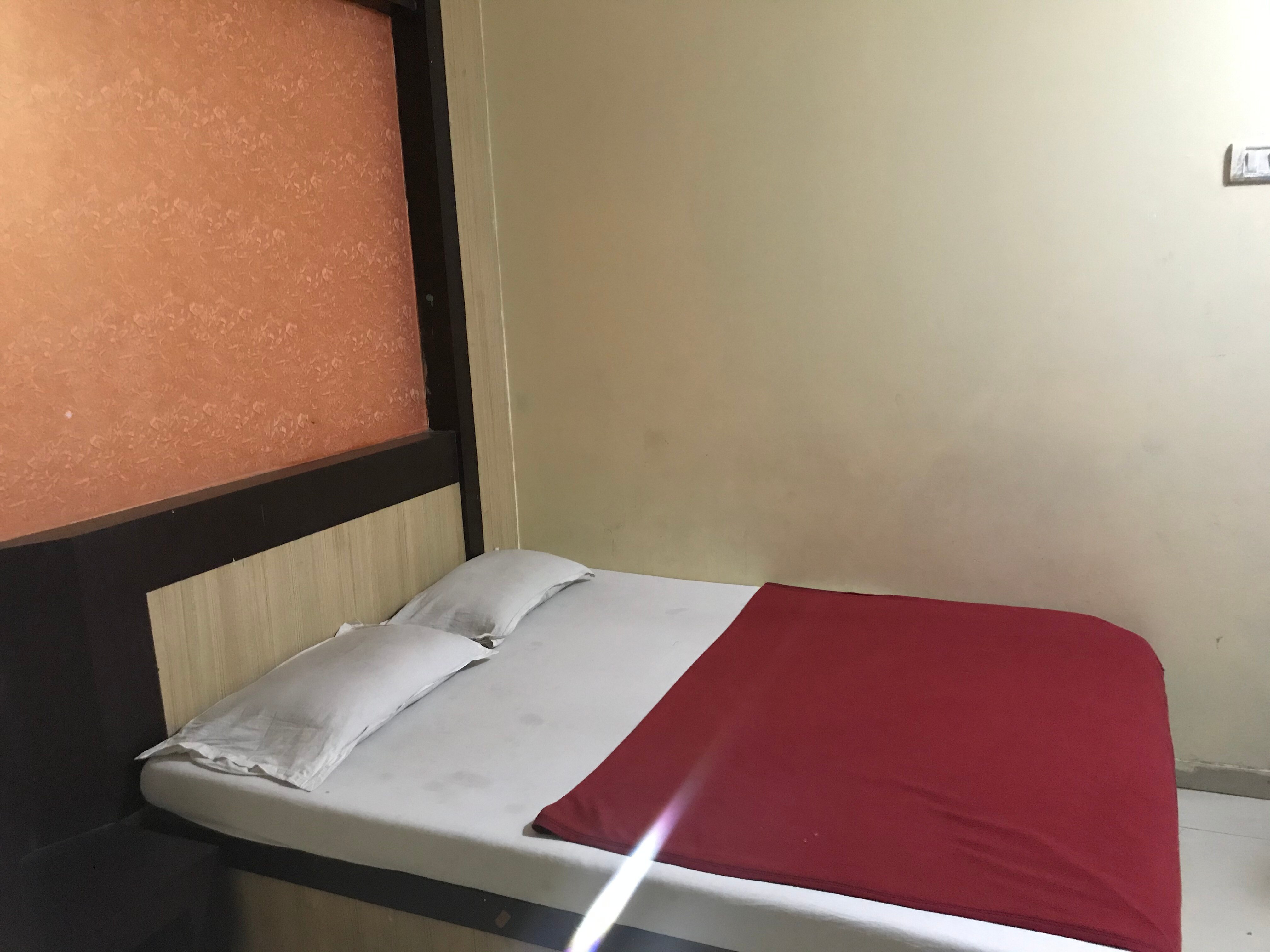 Hotel Sai Harjeevan