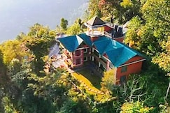 The Red Mud Chalet By StayApart, Pelling