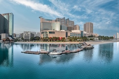 Beach Rotana - All Suites, Doha