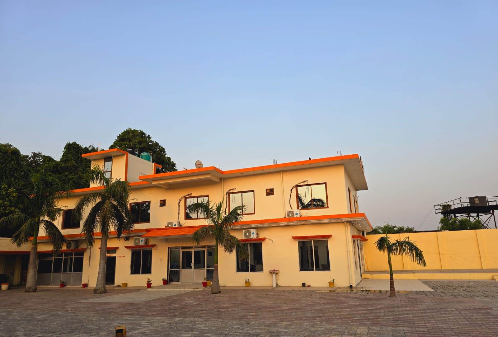 KANAK HOTEL AND RESORT - Tap to explore photos