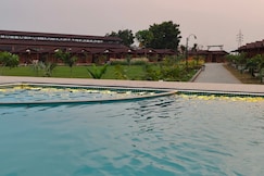 Nirvana Resort and Restaurant, Rajpipla