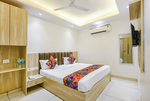 FabHotel Luxury Inn Adarsh Nagar