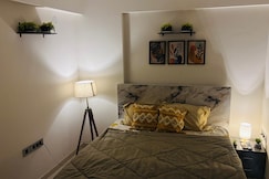 Modern Studio in Balewadi With Balcony WFH setup, Pune