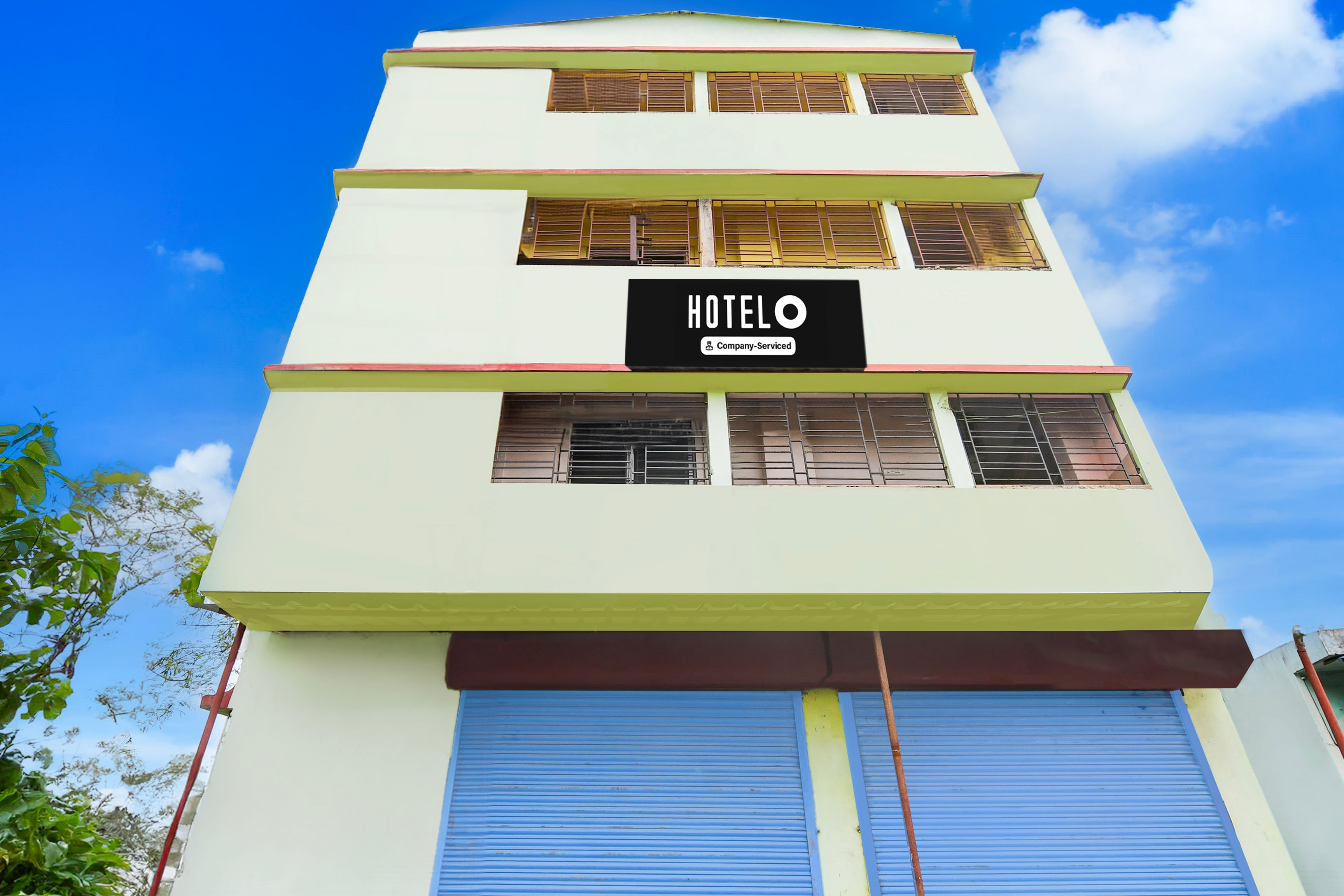 Super Hotel O Daspara Kolkata Formerly Laxmi Guest House - Tap to explore photos