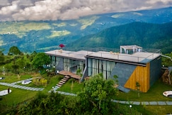 SaffronStays | Glasshouse Celeste Villa, Khatoli