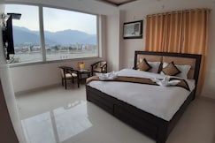 Hotel Tulsi @50m from ISBT Rishikesh, Rishikesh