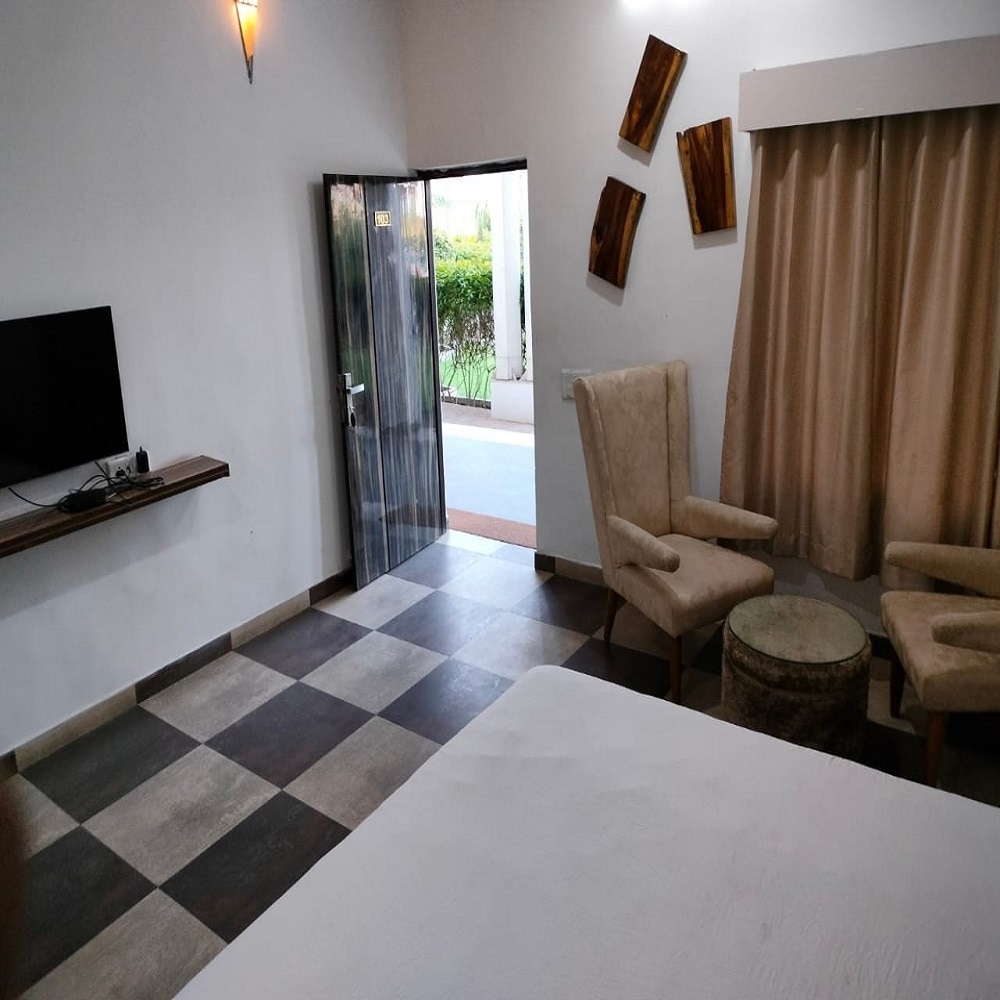 Tivoli Imperial Hotels and Resorts - Tap to explore photos