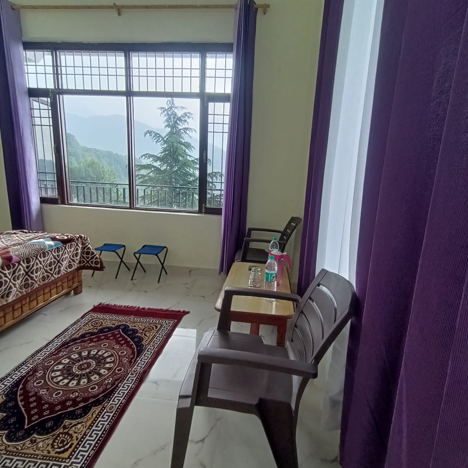 Swaran 2RK with private balcony mountain view near mcleodganj - Tap to explore photos