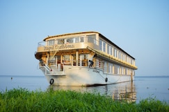 Alleppey Houseboat Company, Alleppey