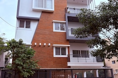 Eshvari 4F AC Luxury 3BHK Airport Sahakar Nagar, Bangalore