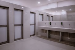 Happy Stops, Gandhidham