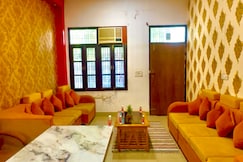 Lucknow FrameHouse, Lucknow