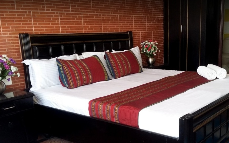 Hotel Ganga Darshan at Har ki pauri    - Tap to explore photos