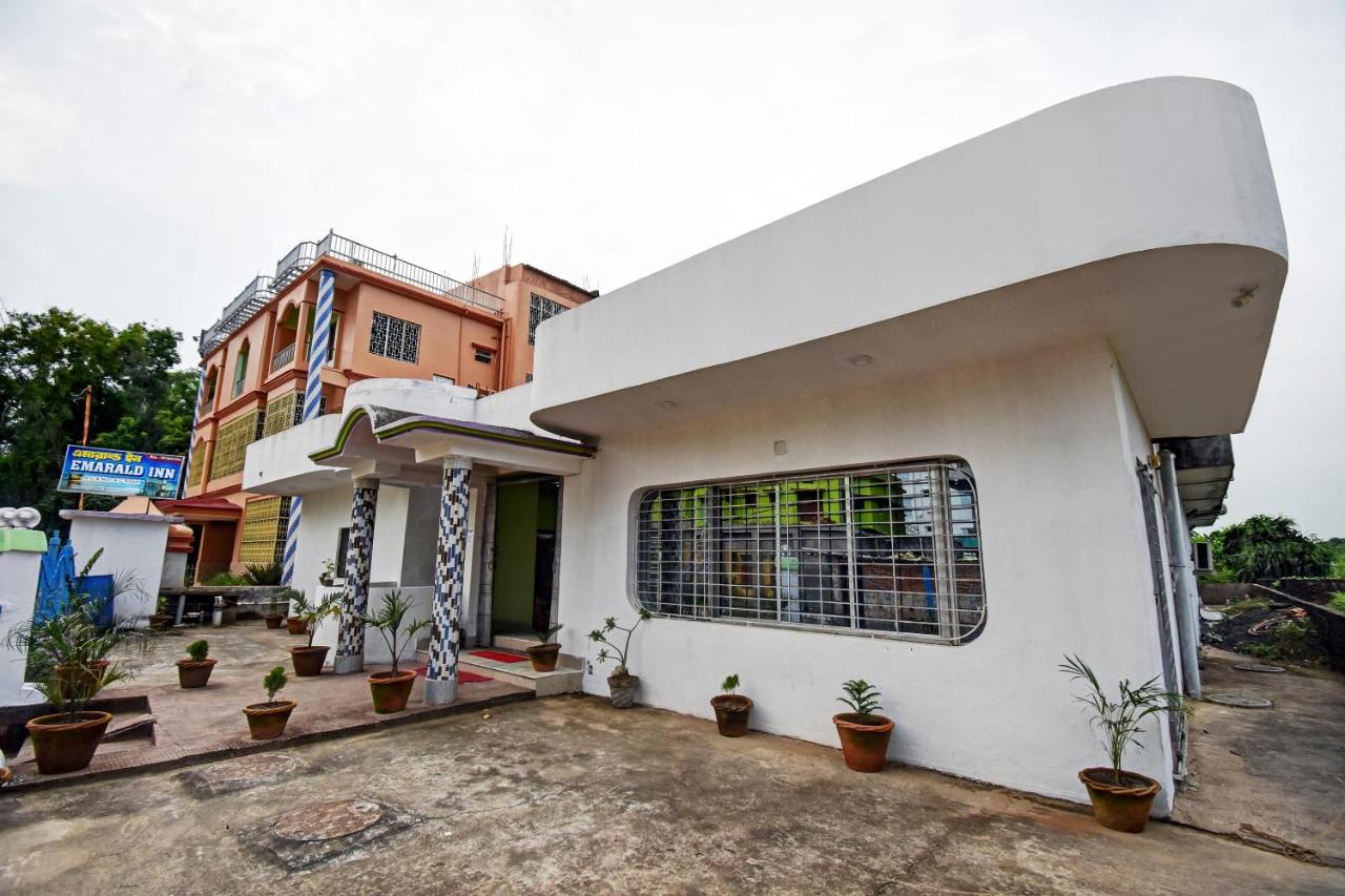 Lahari Guest Inn - Tap to explore photos