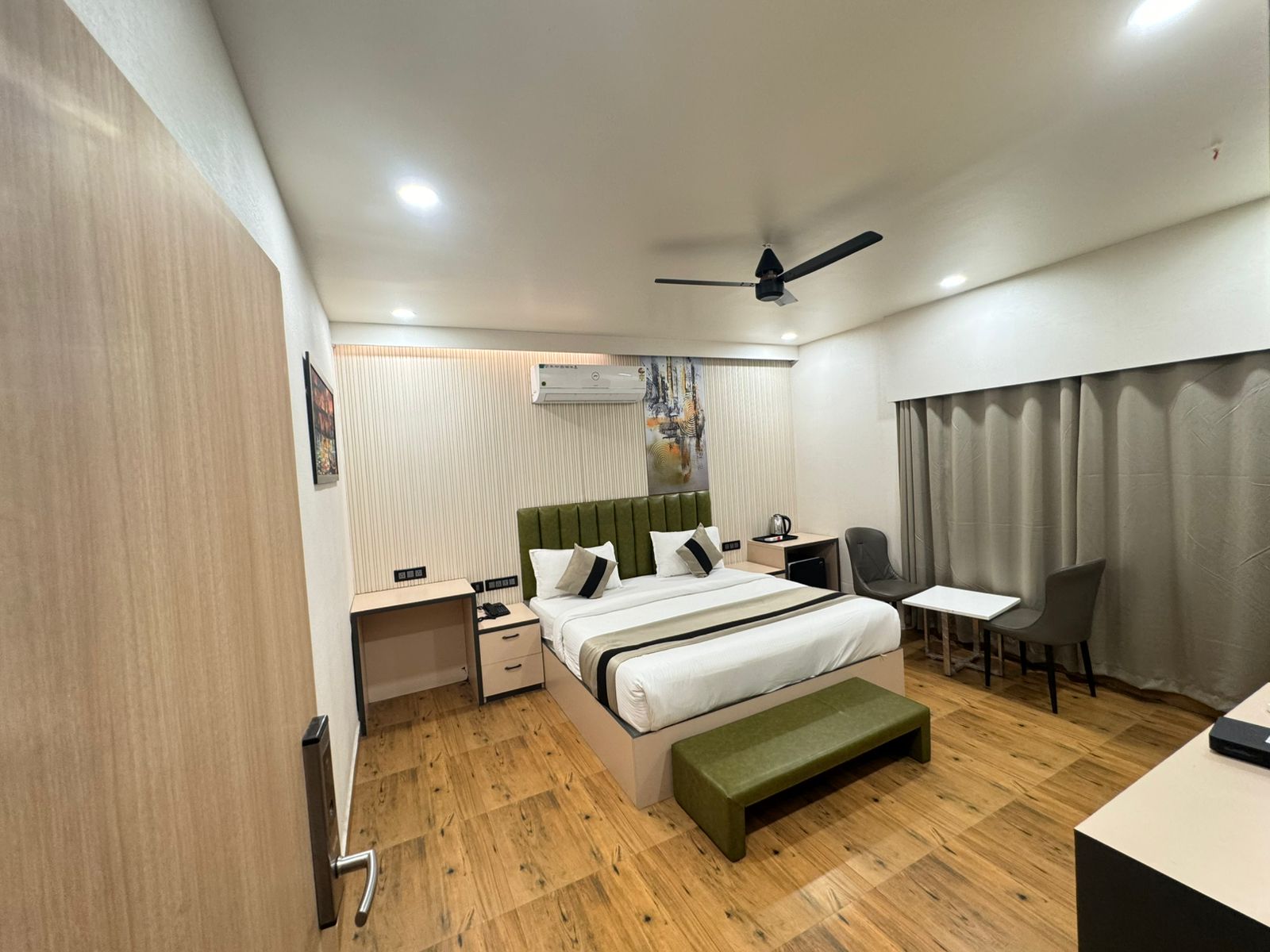 STANDARD ROOM 1