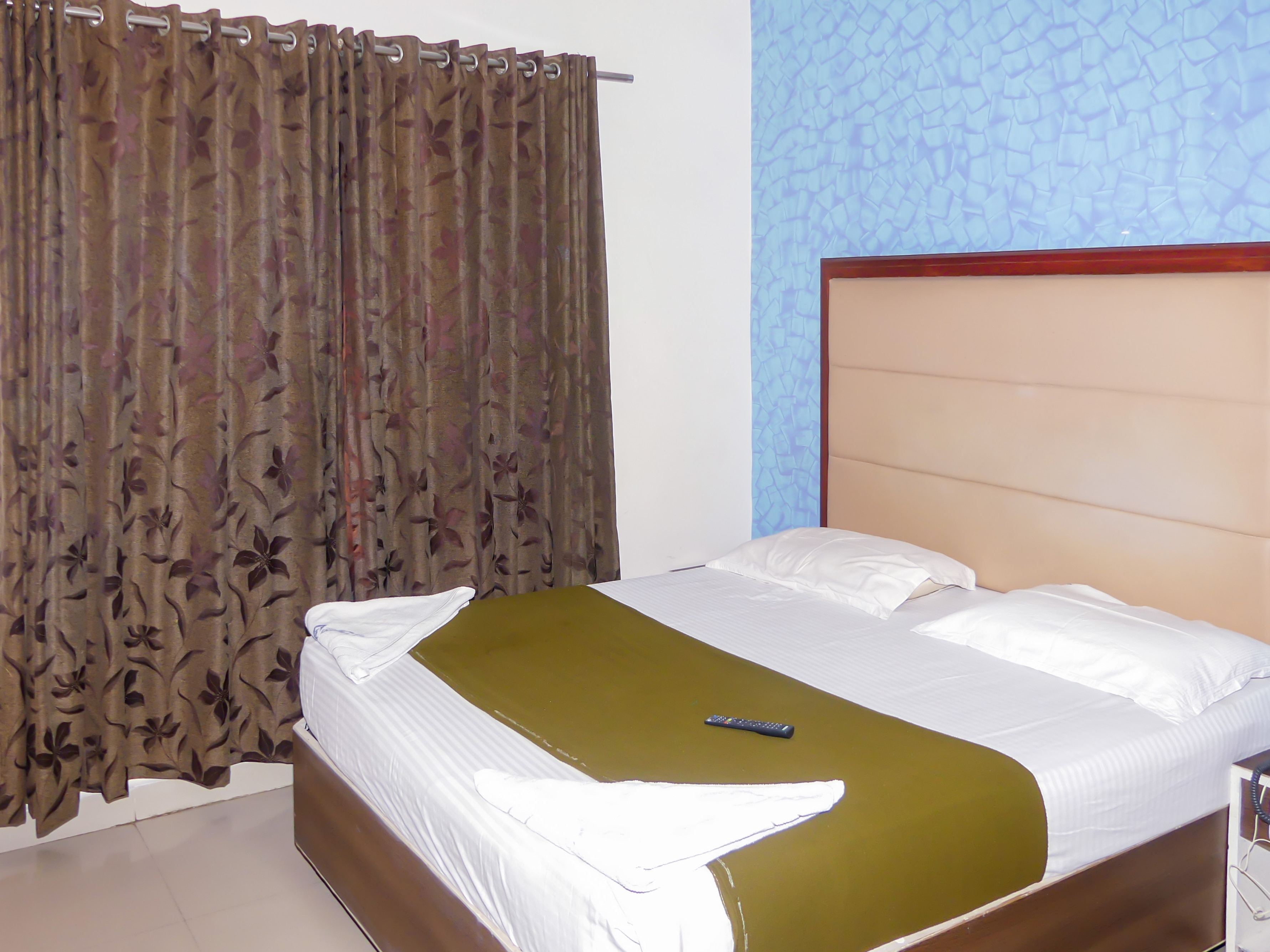 Hotel Templecity Dreamz Inn - Tap to explore photos
