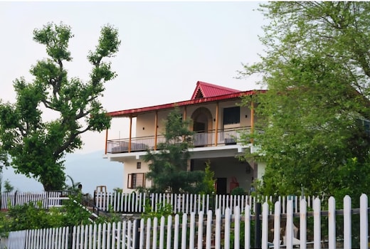 2 BHK Valley view Room
