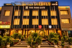 Hotel The Park Gate @ 1 min from Chandigarh Mohali Manali  Highway, Bassi pathana