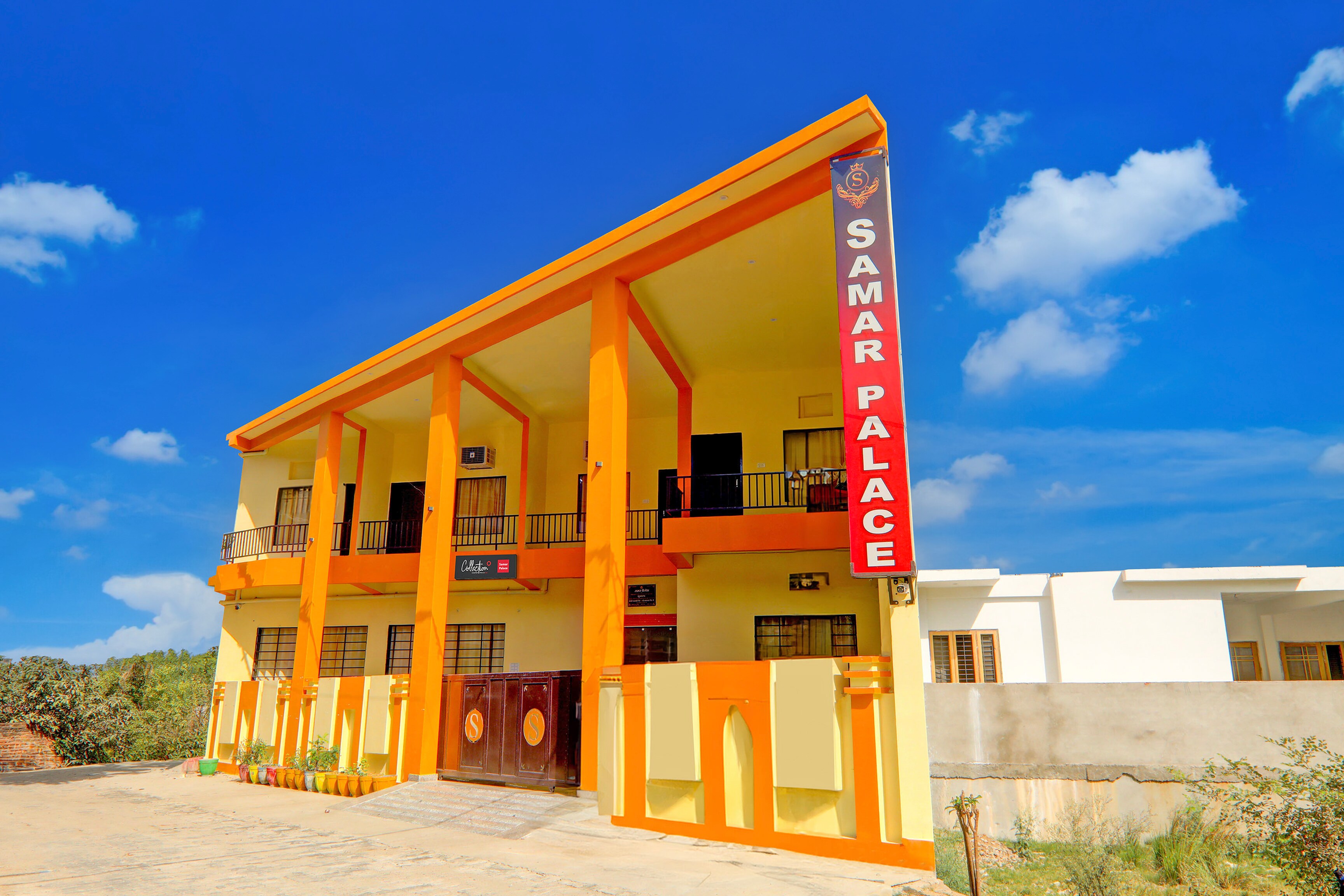 Hotel O Samar palace - Tap to explore photos