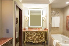 Hilton Guatemala City, Amatitlan