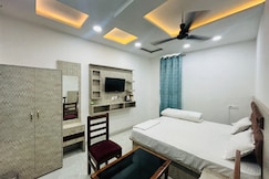 HOTEL SANGEETA INN NEAR VISHNUPAD TEMPLE, Gaya