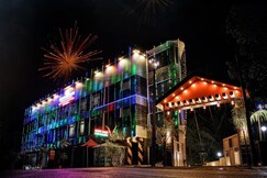 Blue Meridian Apartments, Koyilandi