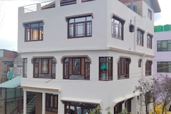 Hotel Ever Heaven Stay, Srinagar