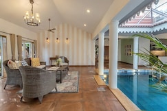 Luxury 4 bedroom Villa with Private pool Siolim, Goa