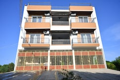 Happy Holiday Inn -Pondicherry, Auroville