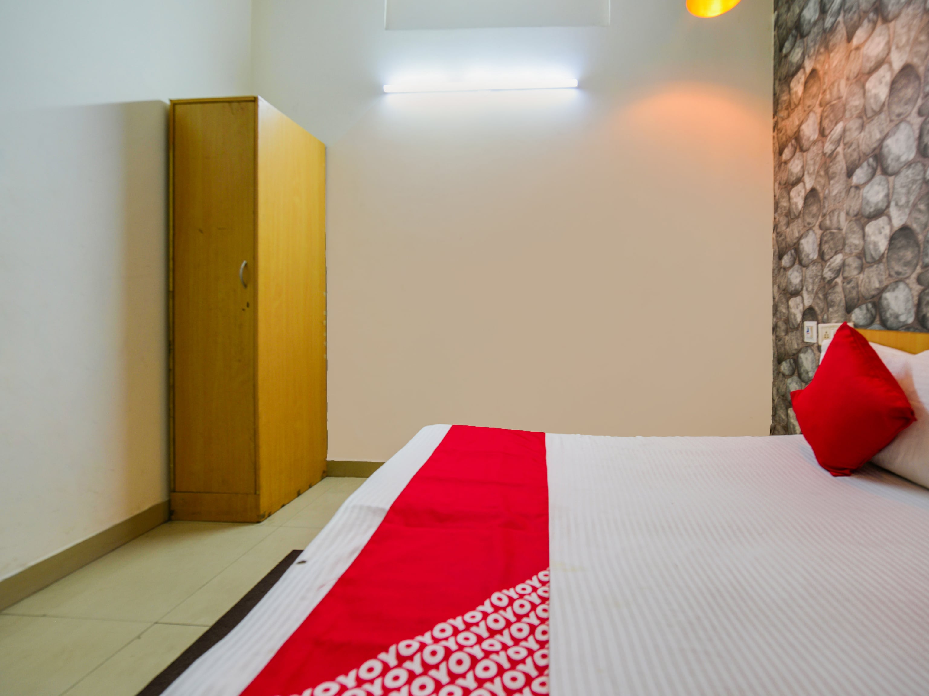 Hotel O Unique Delhi Home Stay - Tap to explore photos
