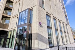 Premier Inn London Canary Wharf (Westferry) Hotel,  London