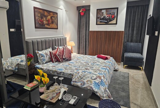 Ultra Luxury Cool Flat By Bliss Stay