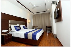 Hotel The R Blues Near Delhi IGI Airport, Delhi