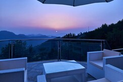 Mountain Views Shimla 4BHK Villa Mirashya, Shimla