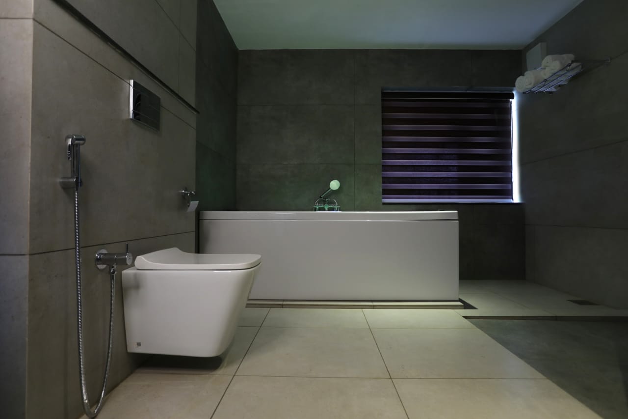 MAKARA AYURVEDA HILL RESORT - Tap to explore photos