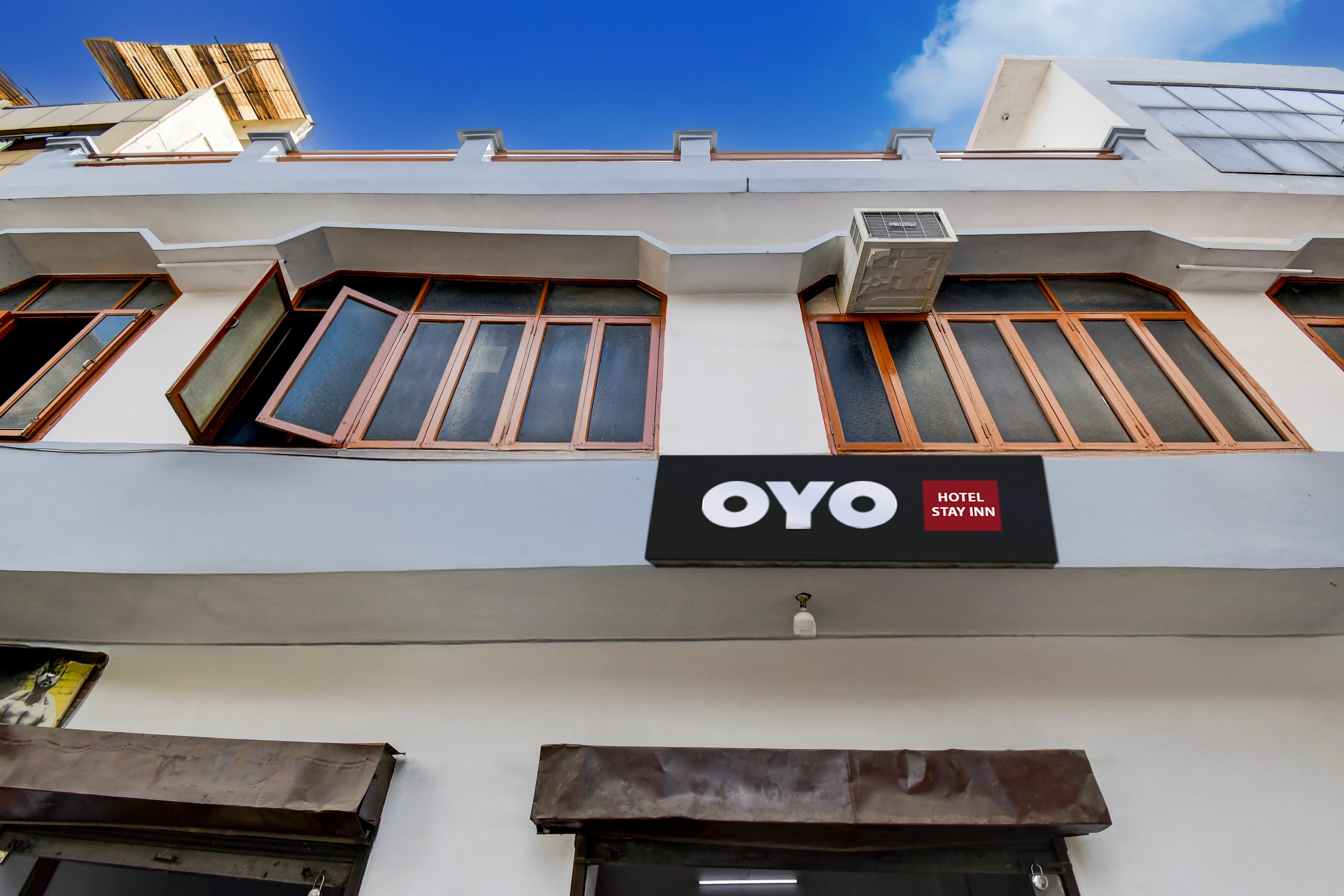 HOTEL O STAY INN Lucknow Airport VIP Terminal - Tap to explore photos