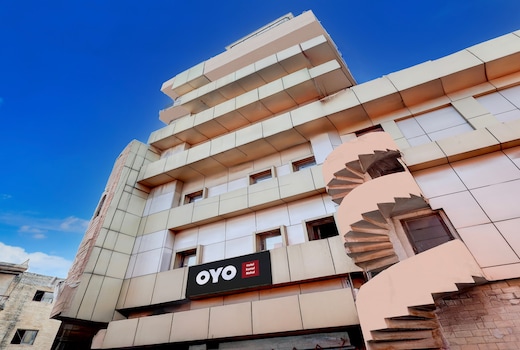 Super Hotel O Kamal Mahal