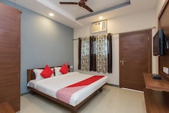 Hotel Mahalaxmi, Near Mahakal Temple, Ujjain