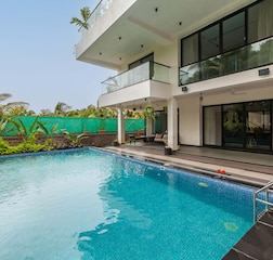 Swimming Pool 1