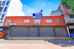 FabHotel Nidhivan, Surat