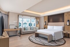 Conrad Manila, Metro Manila