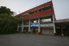 Hotel Diamond Plaza, Chandigarh