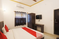 Central Hotel, Khajuraho