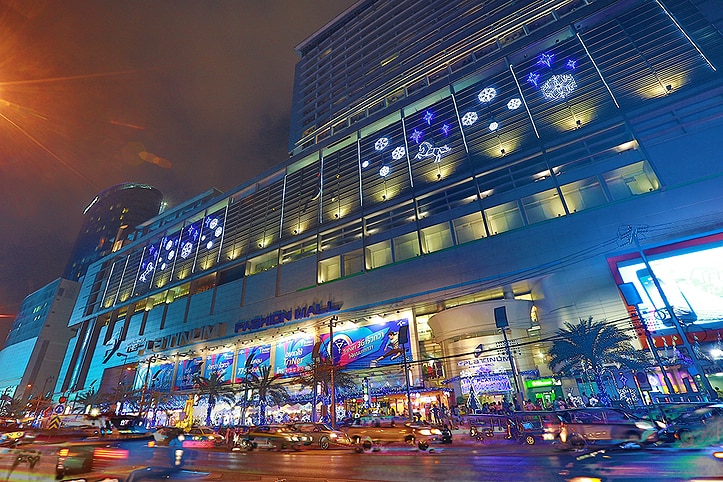 Pratunam Atrium Hotel - Tap to explore photos