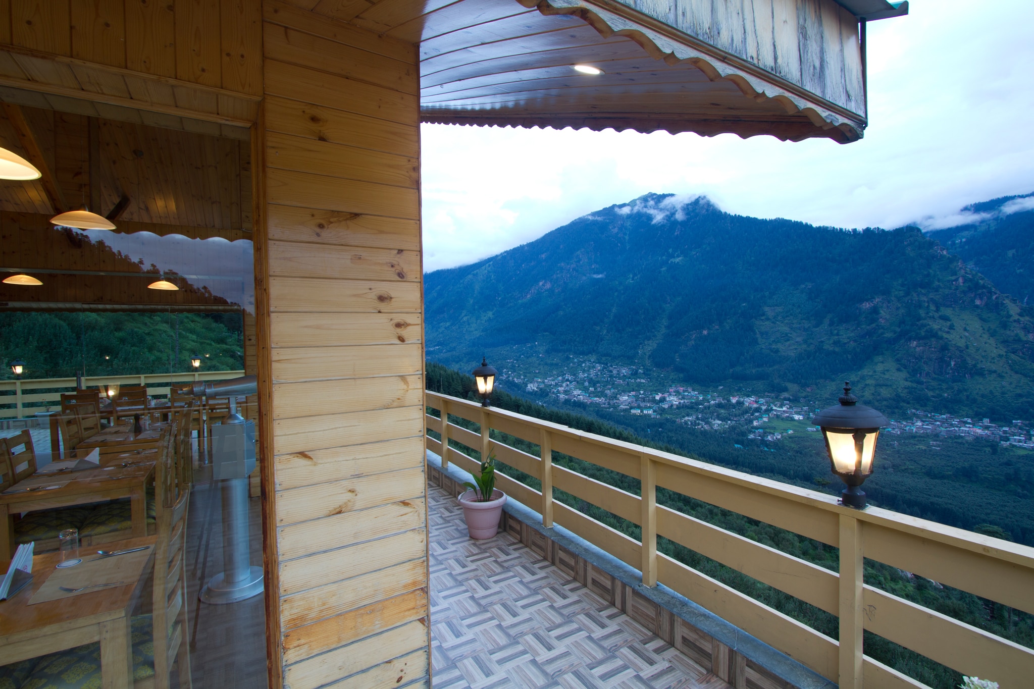Vivaan The Sun Rise Resort Manali Inr 495 Off 4 5 0 0