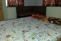 Heera Guest House, Buldhana