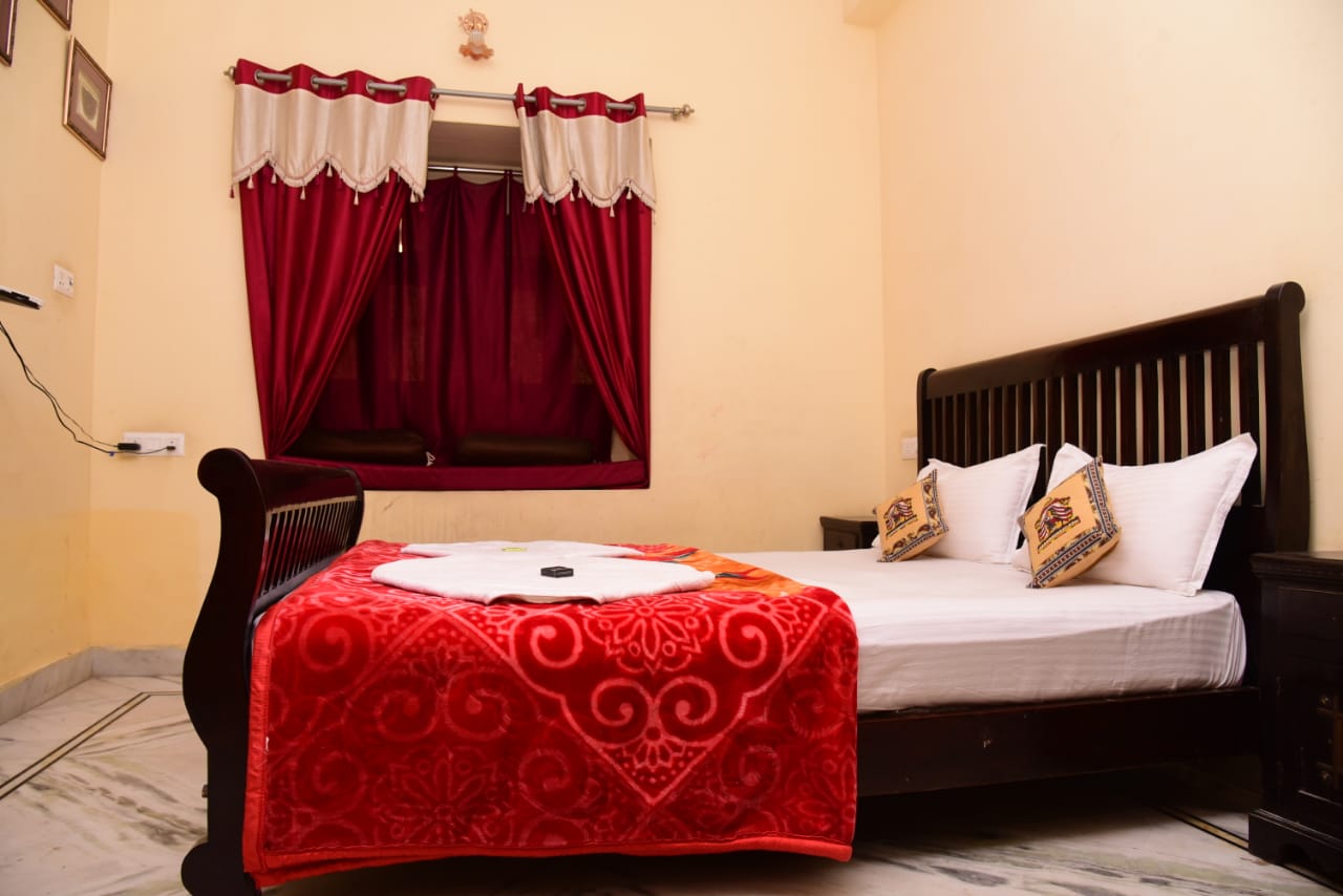 HOTEL RAIKA HAVELI - Tap to explore photos