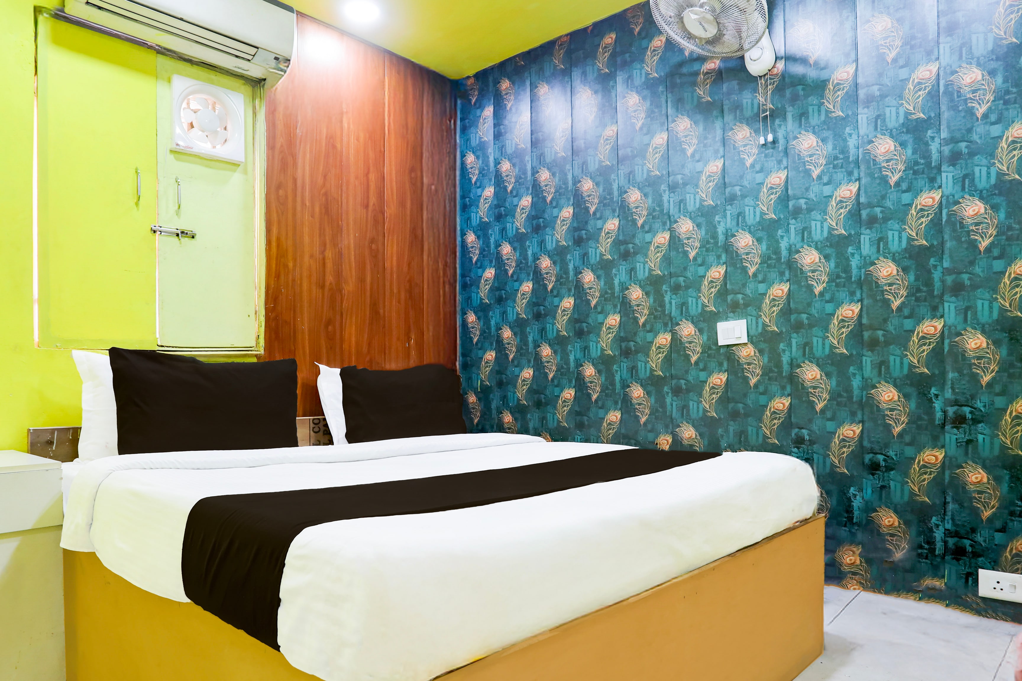 Hotel 83013 O A K Residency - Tap to explore photos